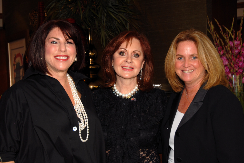 Robin Trompeter, Lynda Levitsky and Deborah Robinson